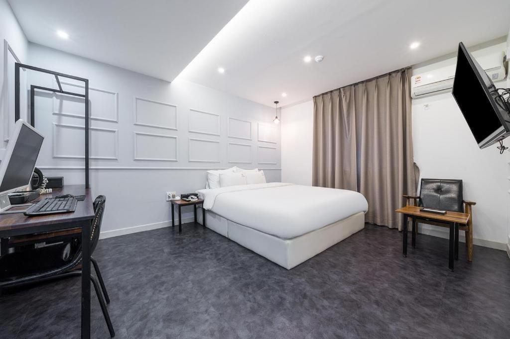 Gray Hotel Busan Exterior photo
