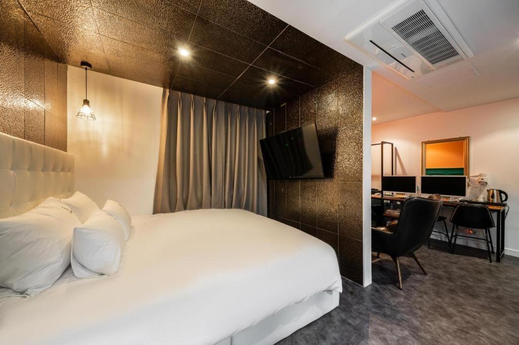 Gray Hotel Busan Exterior photo