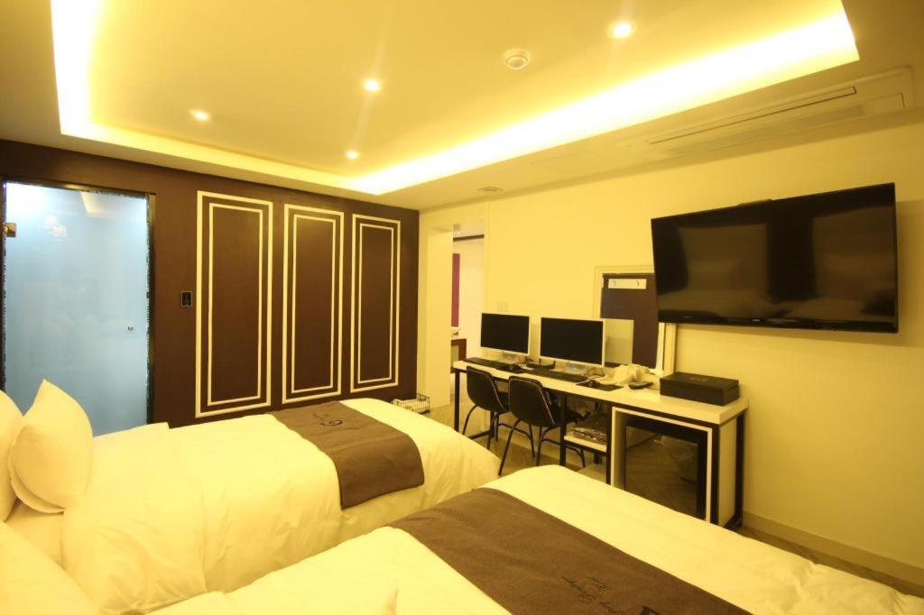 Gray Hotel Busan Exterior photo