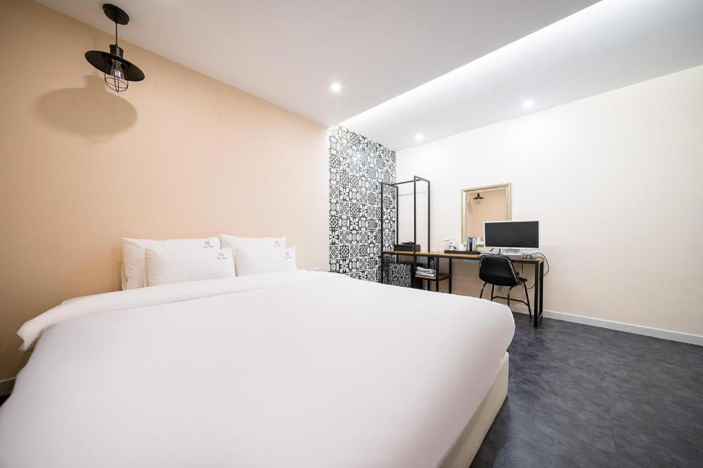Gray Hotel Busan Exterior photo